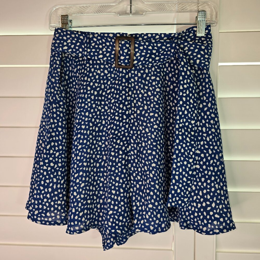 Moon River Blue & White Dot Shorts with Pockets